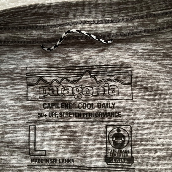 Patagonia yoga 2-Piece set Tshirt + Crops - Picture 7 of 12